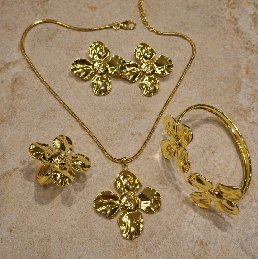 Golden Blossom Luxe Jewellery Set | Anti Tarnish | Gold